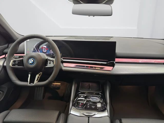 BMW 530 530e Touring