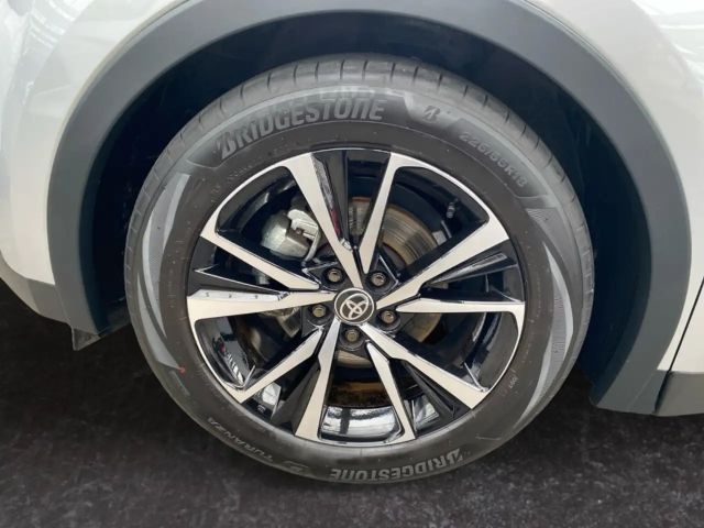 Toyota C-HR Hybride Team D