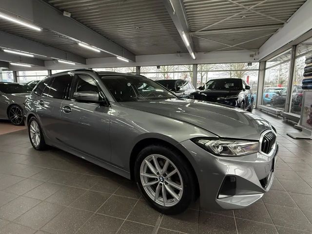 BMW 320 320d Touring xDrive