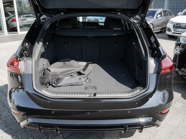 Audi A6 e-tron Avant Quattro