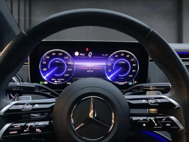 Mercedes-Benz EQE 300 AMG Line Sedan