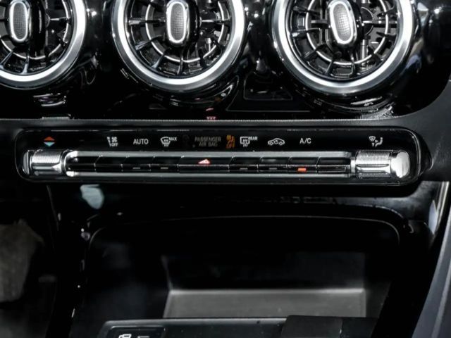 Mercedes-Benz A 180 Progressive