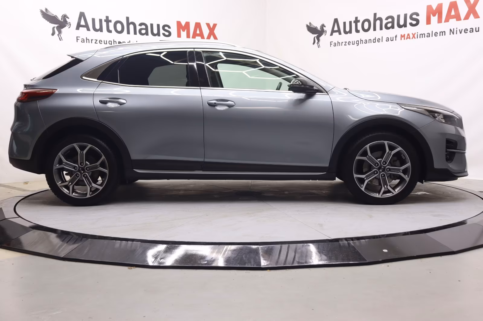 Kia XCeed Platinum Edition