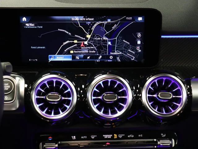 Mercedes-Benz GLB 200 AMG Line