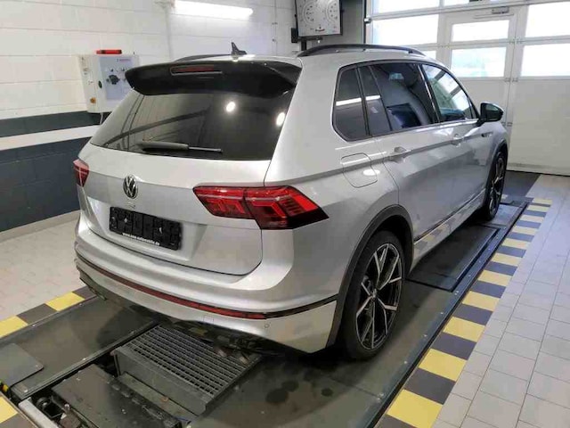 Volkswagen Tiguan *Sonderleasing* *AKRAPOVIC* Black LM21 H&K
