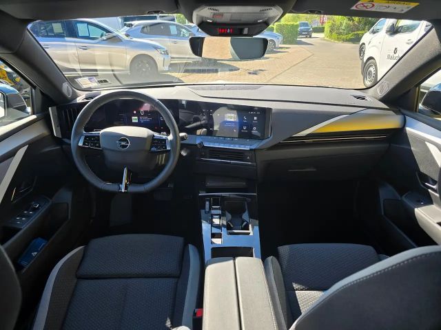 Opel Astra Edition Sports Tourer