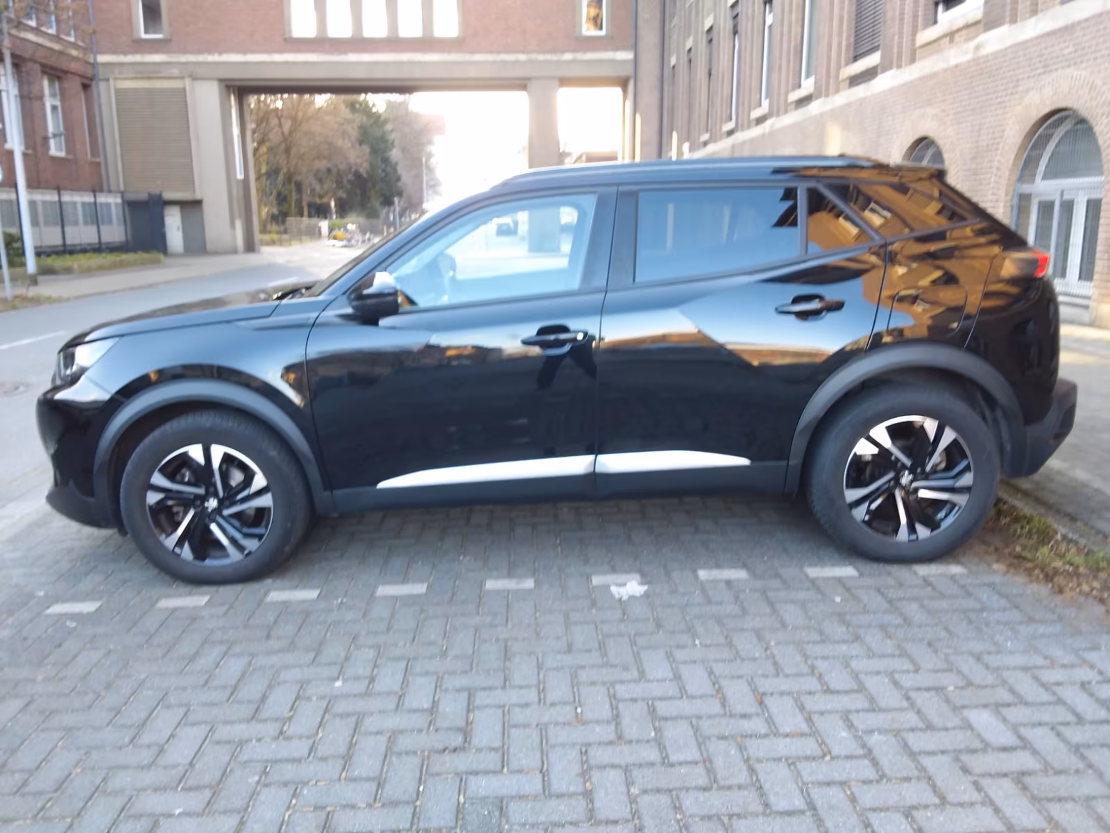 Peugeot 2008 Allure Pack BlueHDi EAT8