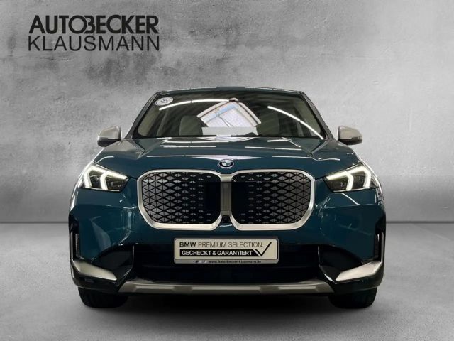 BMW iX1 xDrive30