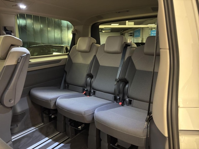 Volkswagen Multivan 2.0 TDI DSG IQ.Drive T7