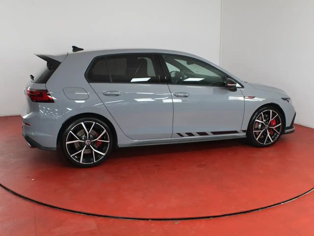 Volkswagen Golf 2.0 TSI GTI Style