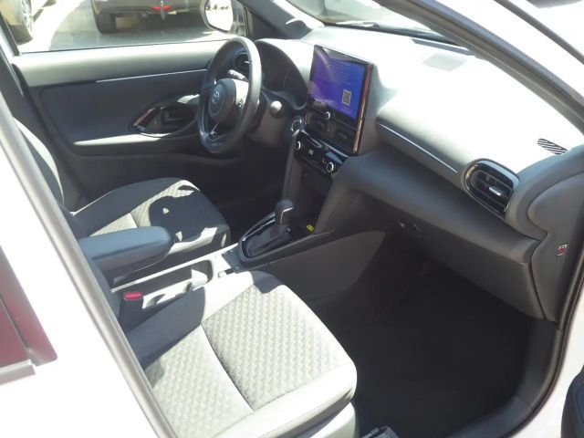 Toyota Yaris Cross Team D