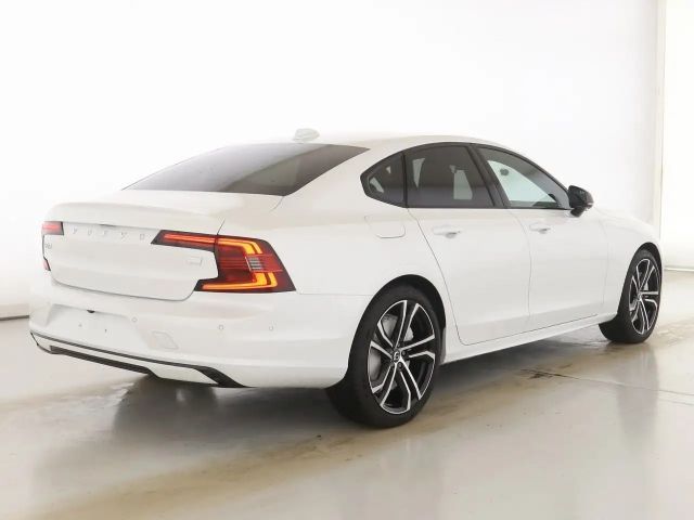 Volvo S90 AWD Dark Plus Recharge T8