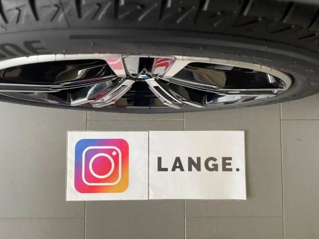 BMW 330 330i M-Sport xDrive