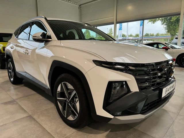 Hyundai Tucson 2WD Pure