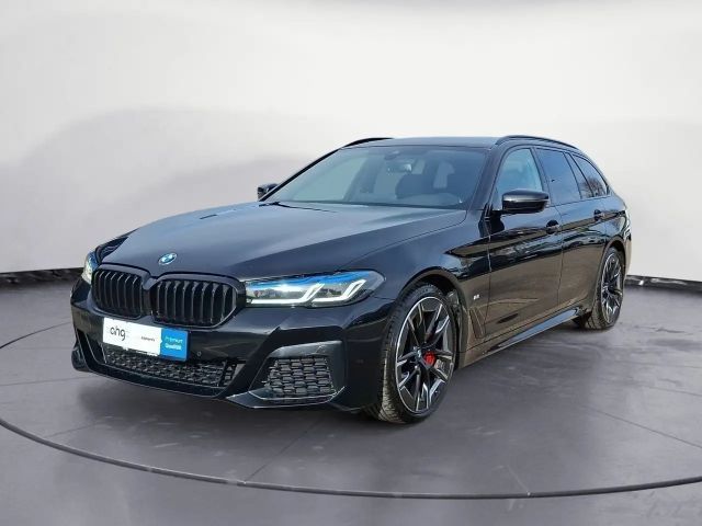 BMW 540 540d M-Sport Touring xDrive