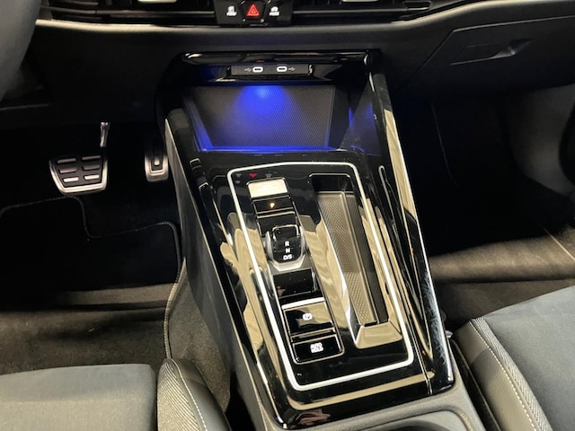 Volkswagen Golf 1.5 eTSI DSG Golf VIII