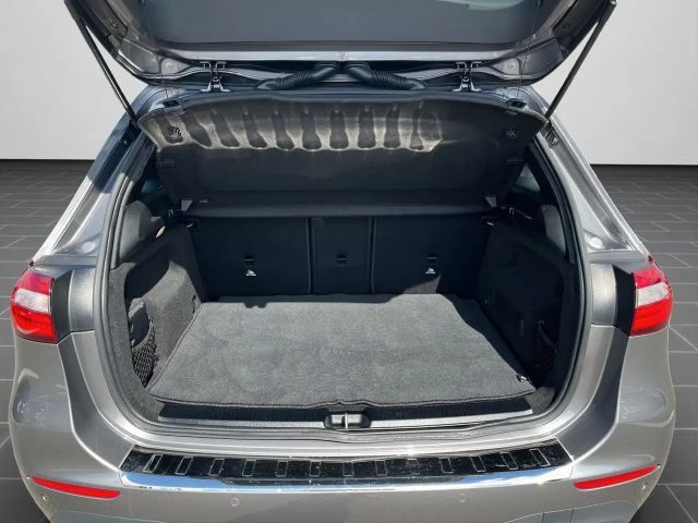 Mercedes-Benz B 180 Progressive