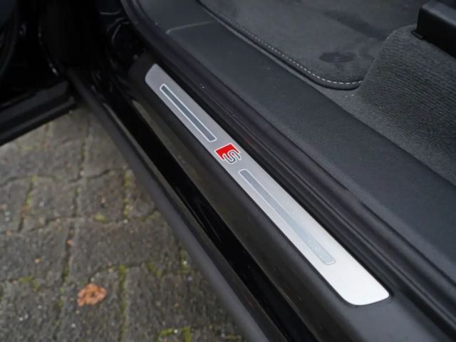 Audi Q7 Business Hybride S-Line