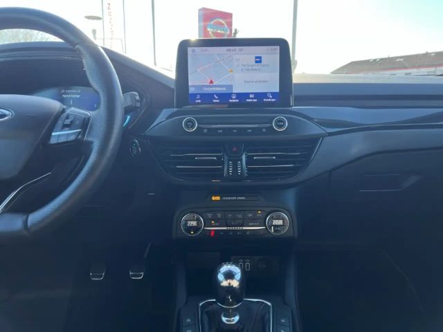 Ford Focus ST Line Wagon