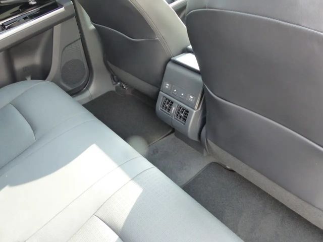 Subaru Solterra - 3-phasiger 11 kW-Lader - Platinum