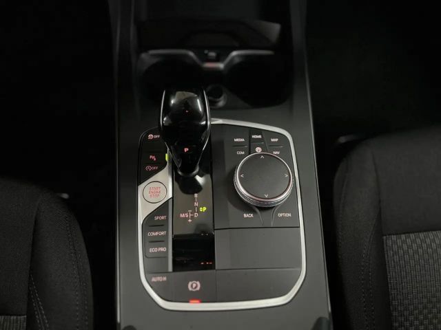 BMW 116 116d Advantage pakket Sedan