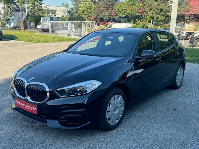 BMW 116 116d Sedan