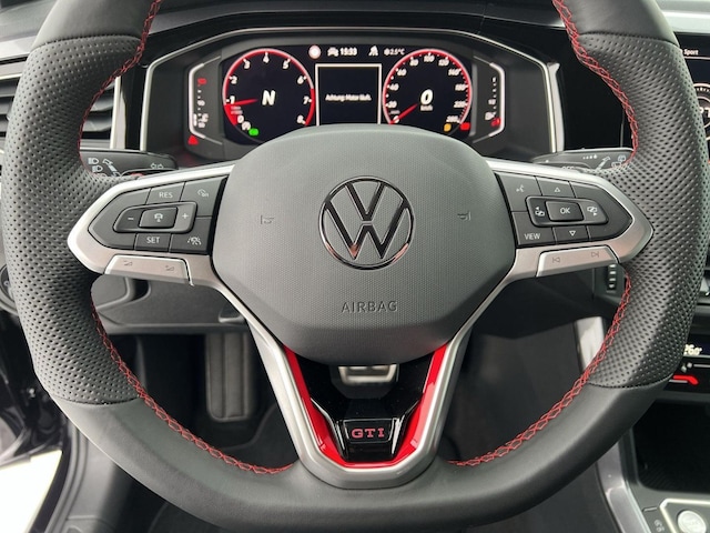 Volkswagen Polo 2.0 TSI DSG GTI