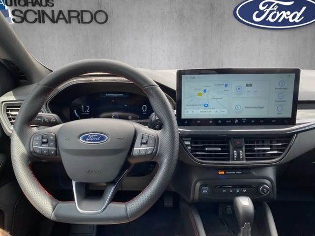 Ford Focus EcoBoost ST Line