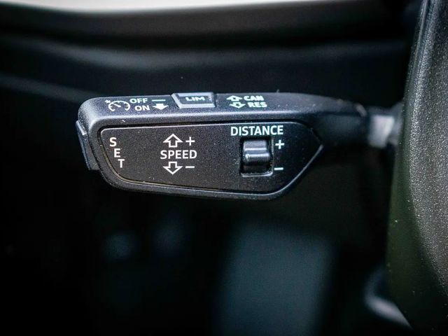 Audi A3 30 TFSI S-Tronic Sedan