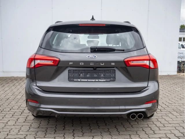 Ford Focus ST Line Wagon