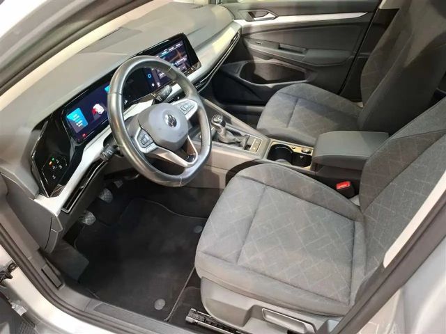 Volkswagen Golf 1.0 TSI Life