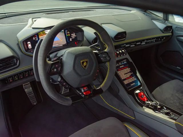 Lamborghini Huracan AWD EVO