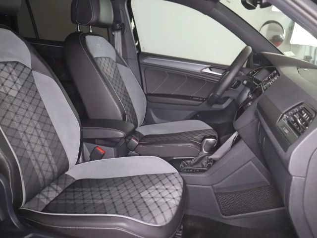 Volkswagen Tiguan 2.0 TDI DSG R-Line Style