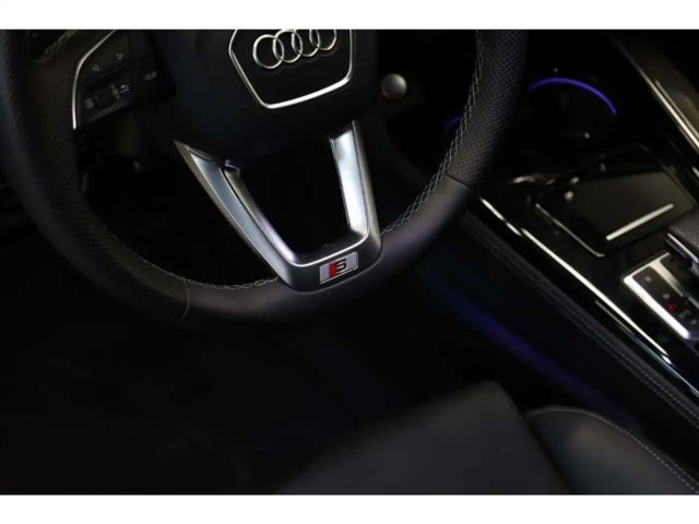 Audi S4 Avant Quattro