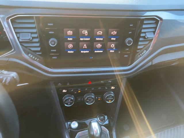 Volkswagen T-Roc 1.5 TSI DSG Sport