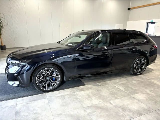 BMW 520 520d M-Sport Touring xDrive