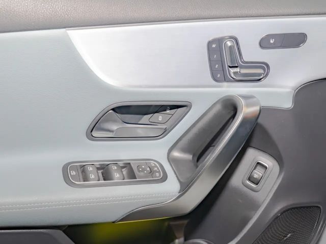 Mercedes-Benz A 35 AMG 4MATIC AMG Line