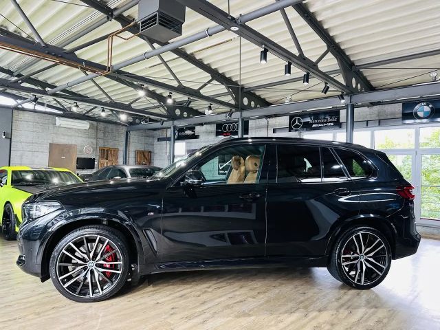 BMW X5 i*PANORAMA*ACC*KAMERA*LED*NAVI*22.ZOLL