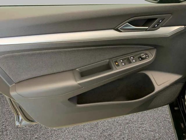 Volkswagen Golf DSG Golf VIII Life Variant