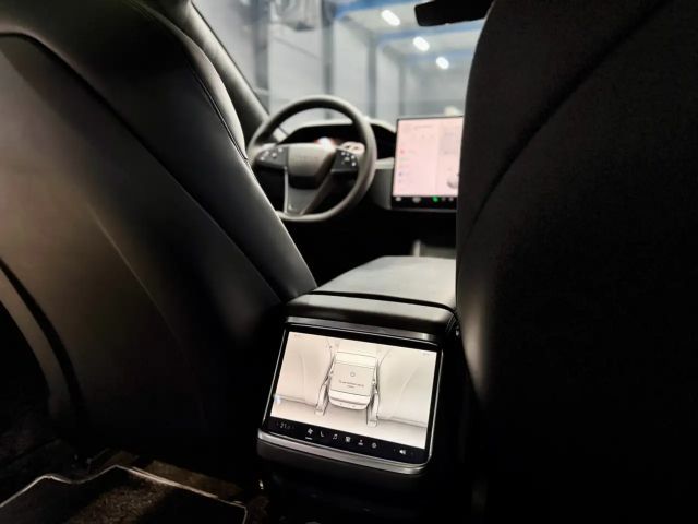 Tesla Model S Dual Motor Long Range