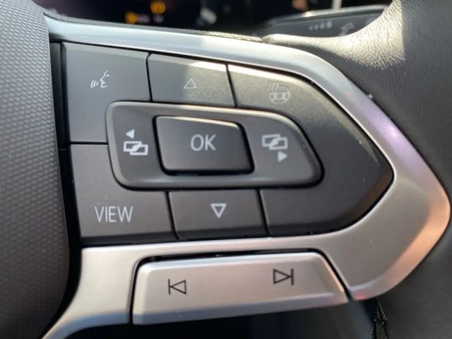 Volkswagen Golf DSG Life Variant