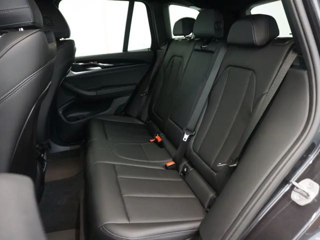 BMW X3 xDrive30e