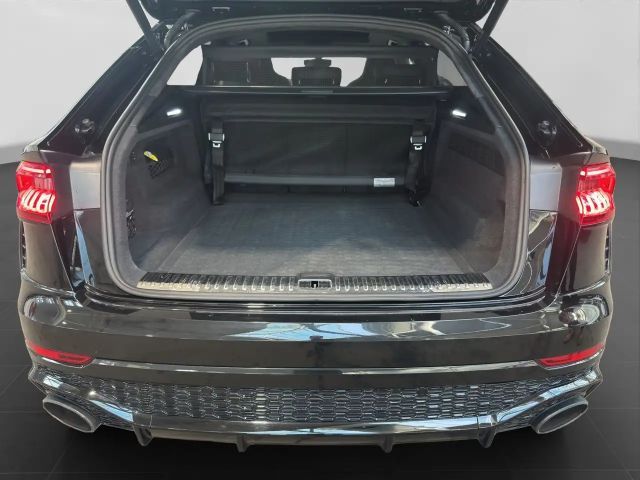Audi RS Q8 Quattro