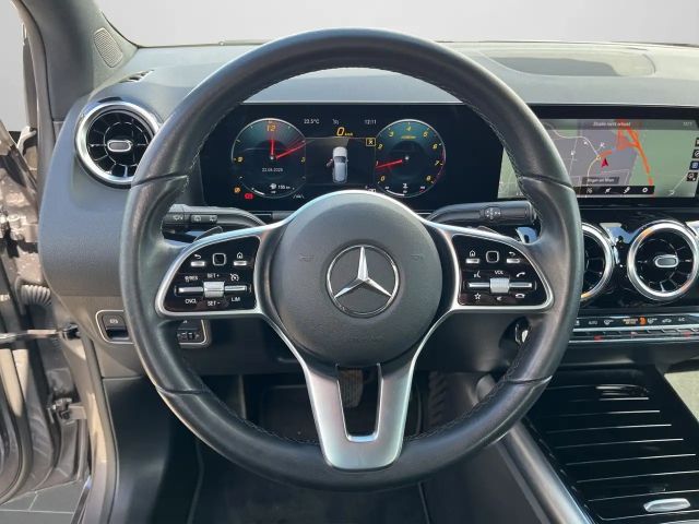 Mercedes-Benz B 180 Progressive