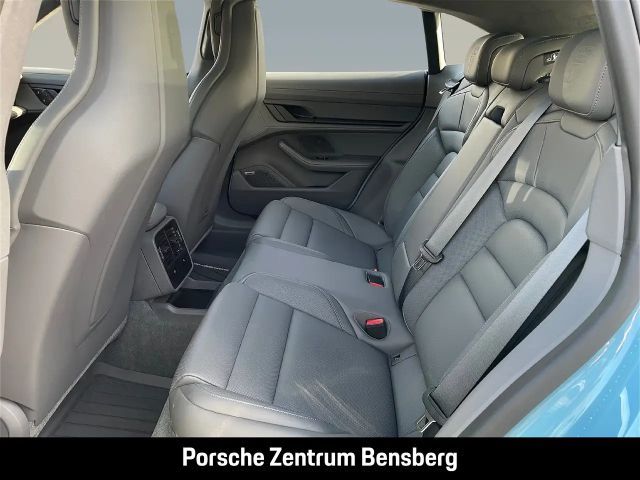 Porsche Taycan GTS Sport Turismo