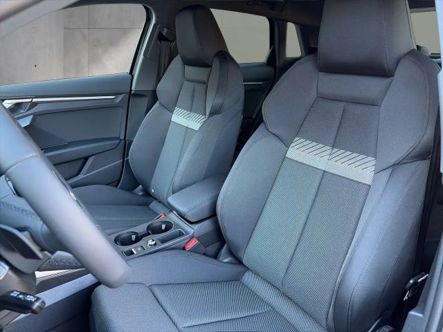 Audi A3 30 TFSI Sedan