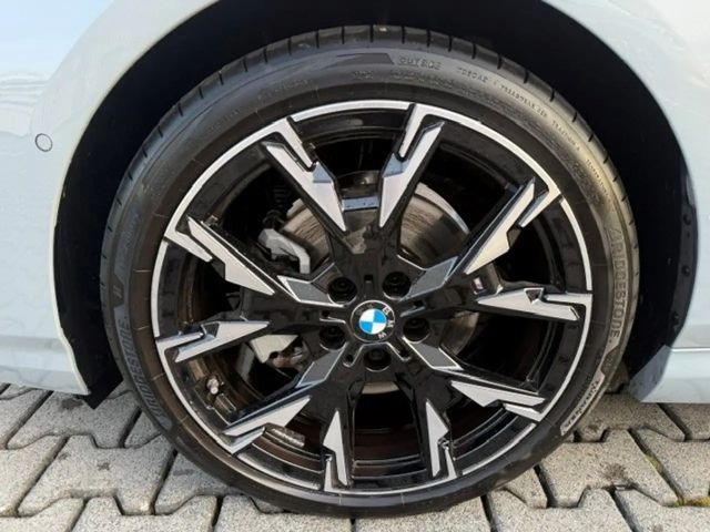 BMW 120 120i M-Sport Sedan