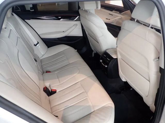 BMW 530 530d Touring xDrive