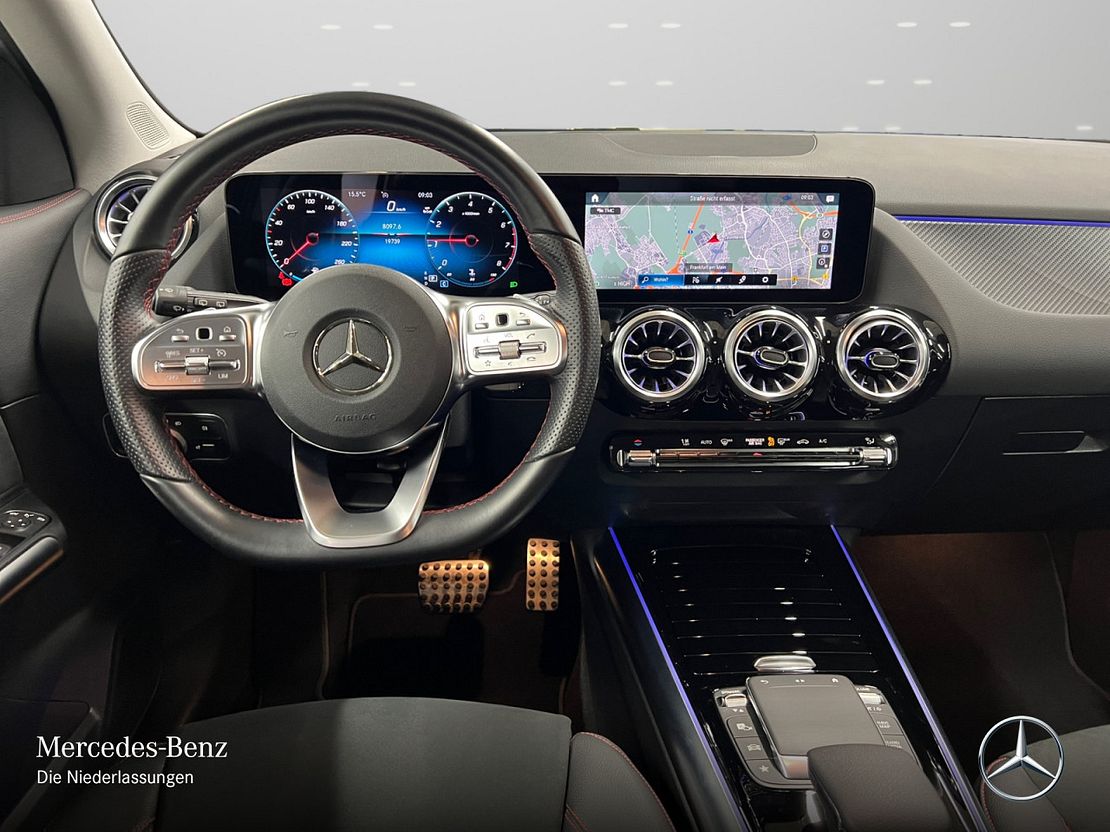 Mercedes-Benz GLA 200 AMG Line