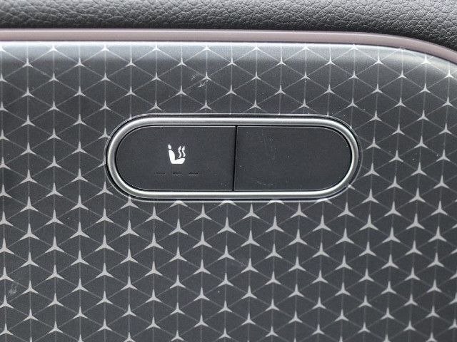 Mercedes-Benz EQA 300 4MATIC